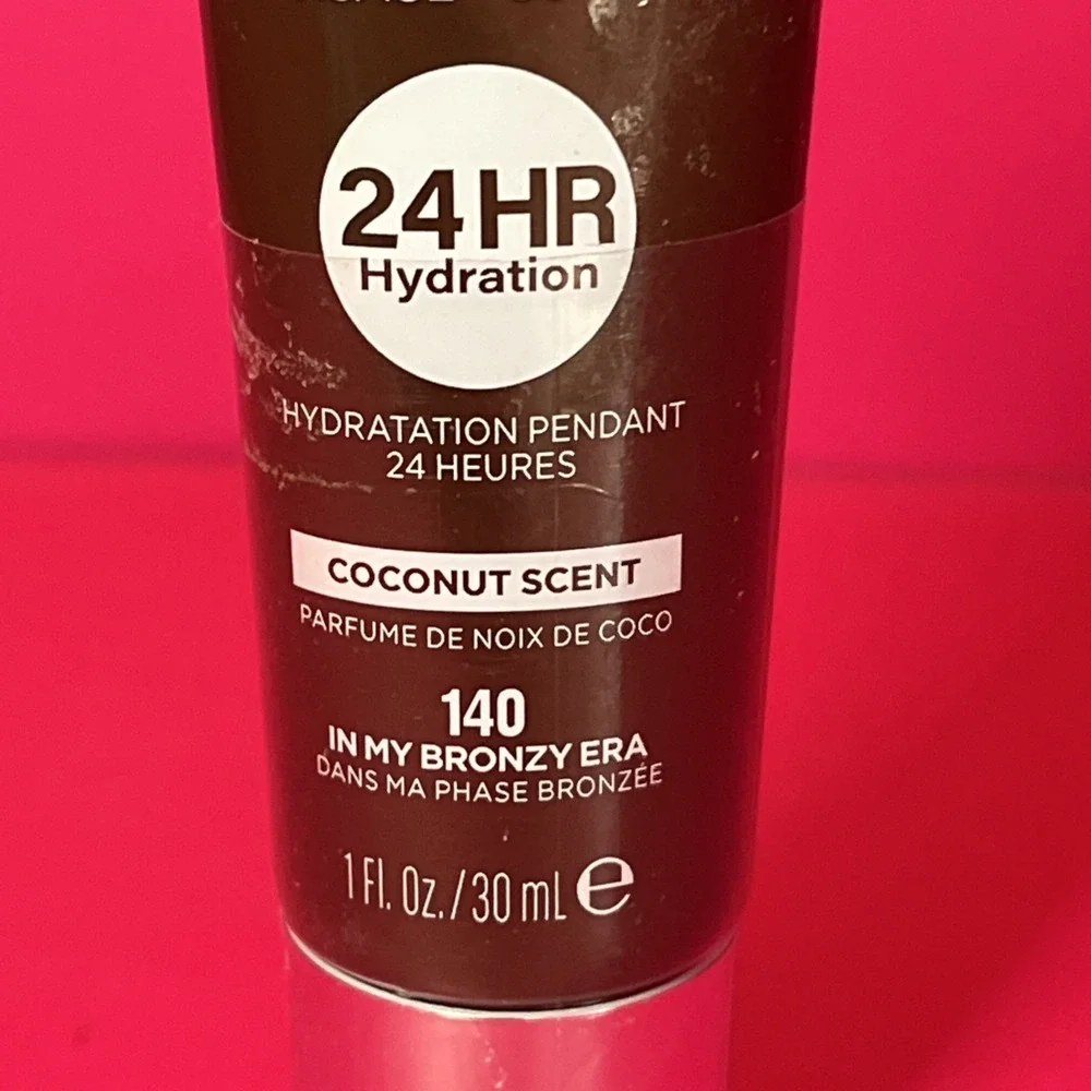 Revlon ColorStay Face & Body Glow‎ Lotion 140 In My Bronze Era 1 oz